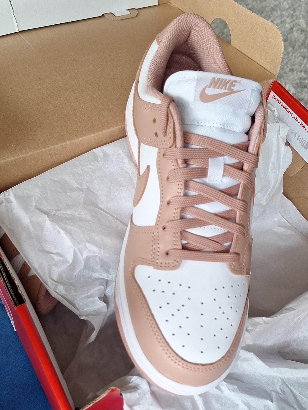 Nike Low-Top Sneaker in White and Blush